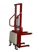 Semi-electric Stacker with standard forks